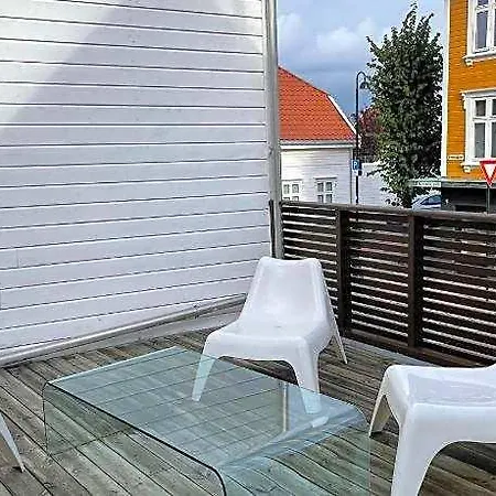 10 Nicolas Parking Generous Terrace סטוונגר