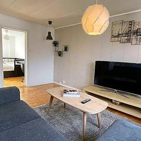 10 Nicolas Parking Generous Terrace מלון 4*